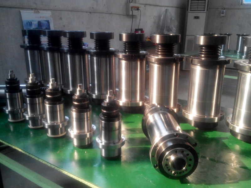 數(shù)控加工中心主軸為何能轉(zhuǎn)能定位？